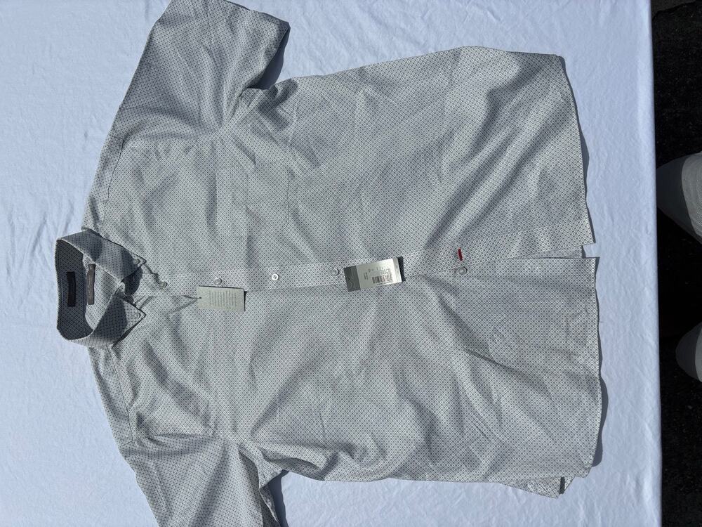 NWT Samuel Cremieux Men’s XL button up short sleeve shirt signature edition.